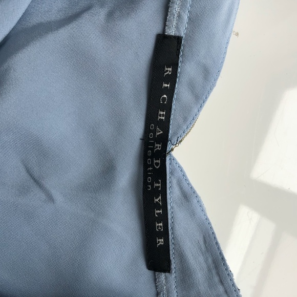 Richard Tyler Lace on Silk Top and Skirt Set - Picture 7 of 7